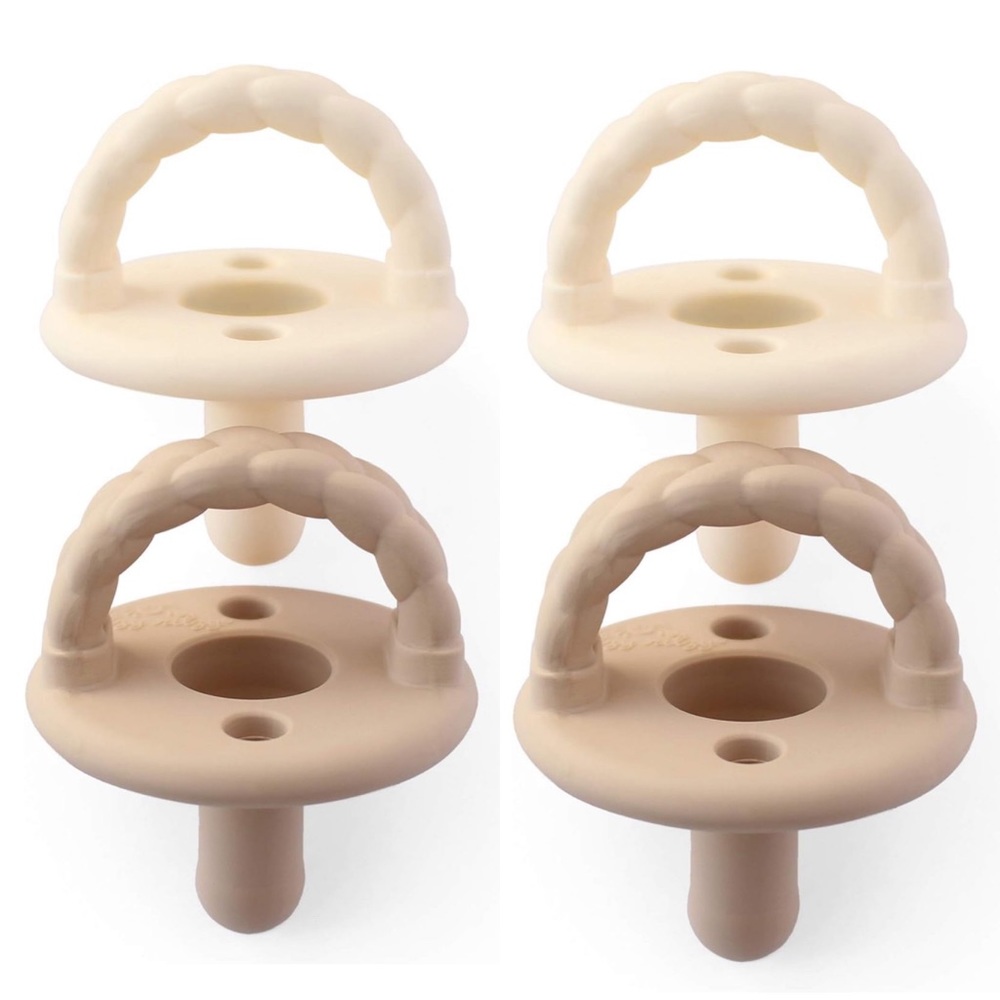 SOLD!!! Itzy Ritzy Sweetie Soother Pacifier Set of 4